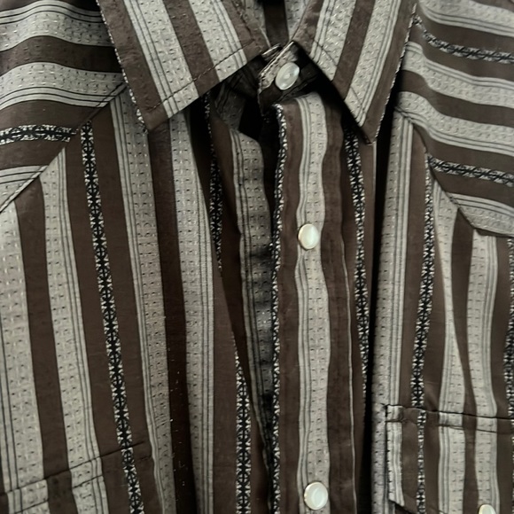 Pearl Snap shirt - Roper XL - Picture 3 of 8